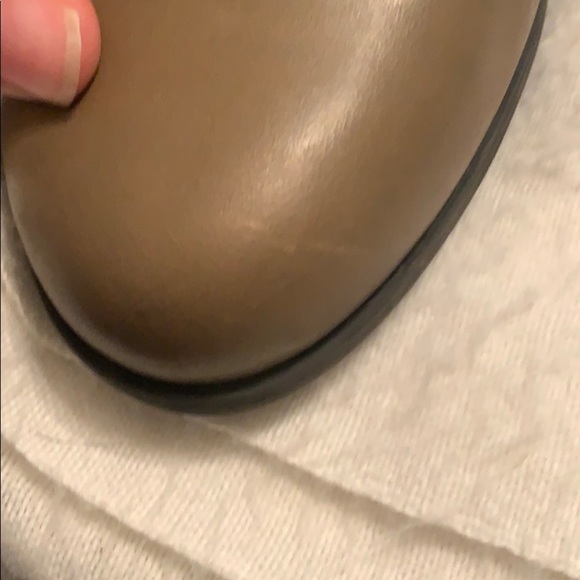 B. Makowsky Boots - Picture 6 of 8